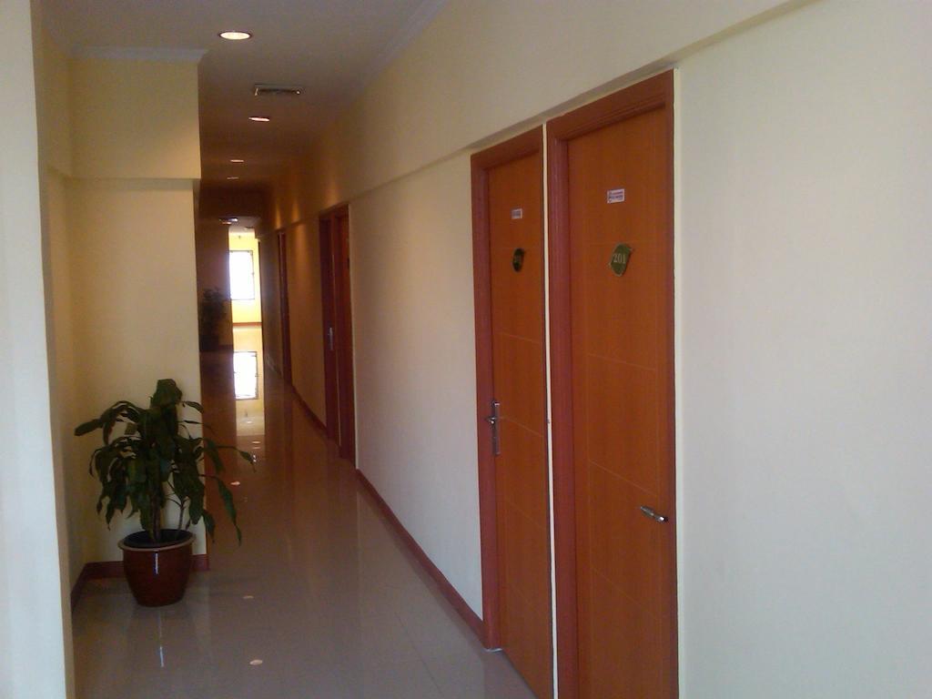 Green Leaf Inn Pontianak Exteriér fotografie