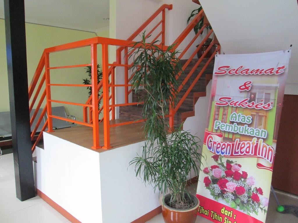 Green Leaf Inn Pontianak Exteriér fotografie