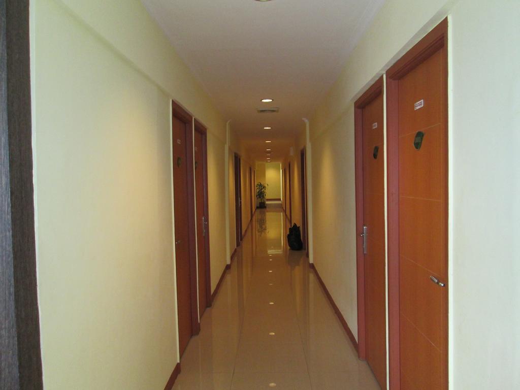 Green Leaf Inn Pontianak Exteriér fotografie