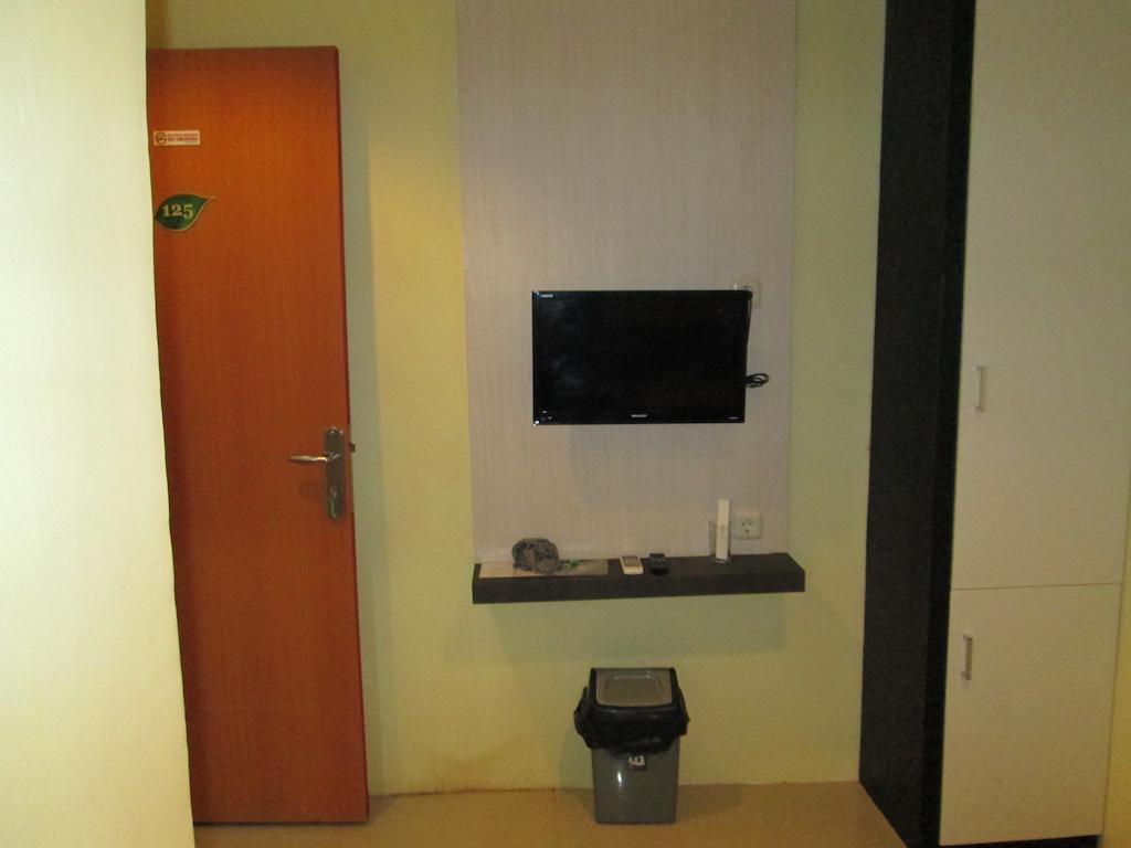 Green Leaf Inn Pontianak Pokoj fotografie